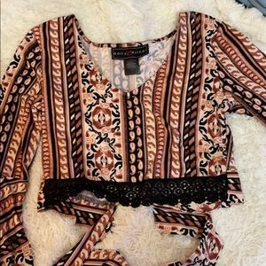 Polly & Esther crop top